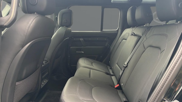 Used Land Rover Defender 2025 for sale - 76219008: Photo 4