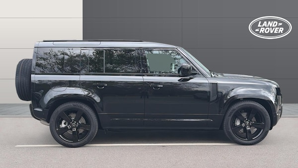 Used Land Rover Defender 2025 for sale - 76219008: Photo 5