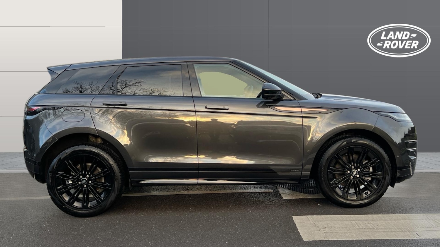 Used Land Rover Range Rover Evoque 2025 for sale - 77300957: Photo 5