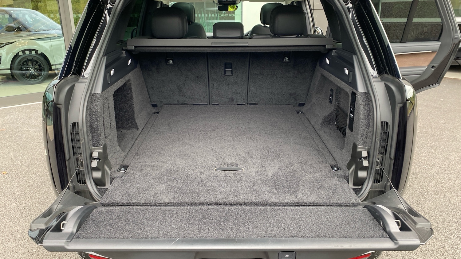 Used Land Rover Range Rover 2024 for sale - 76391610: Photo 26