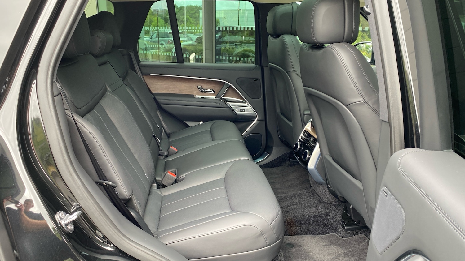 Used Land Rover Range Rover 2024 for sale - 76391610: Photo 27