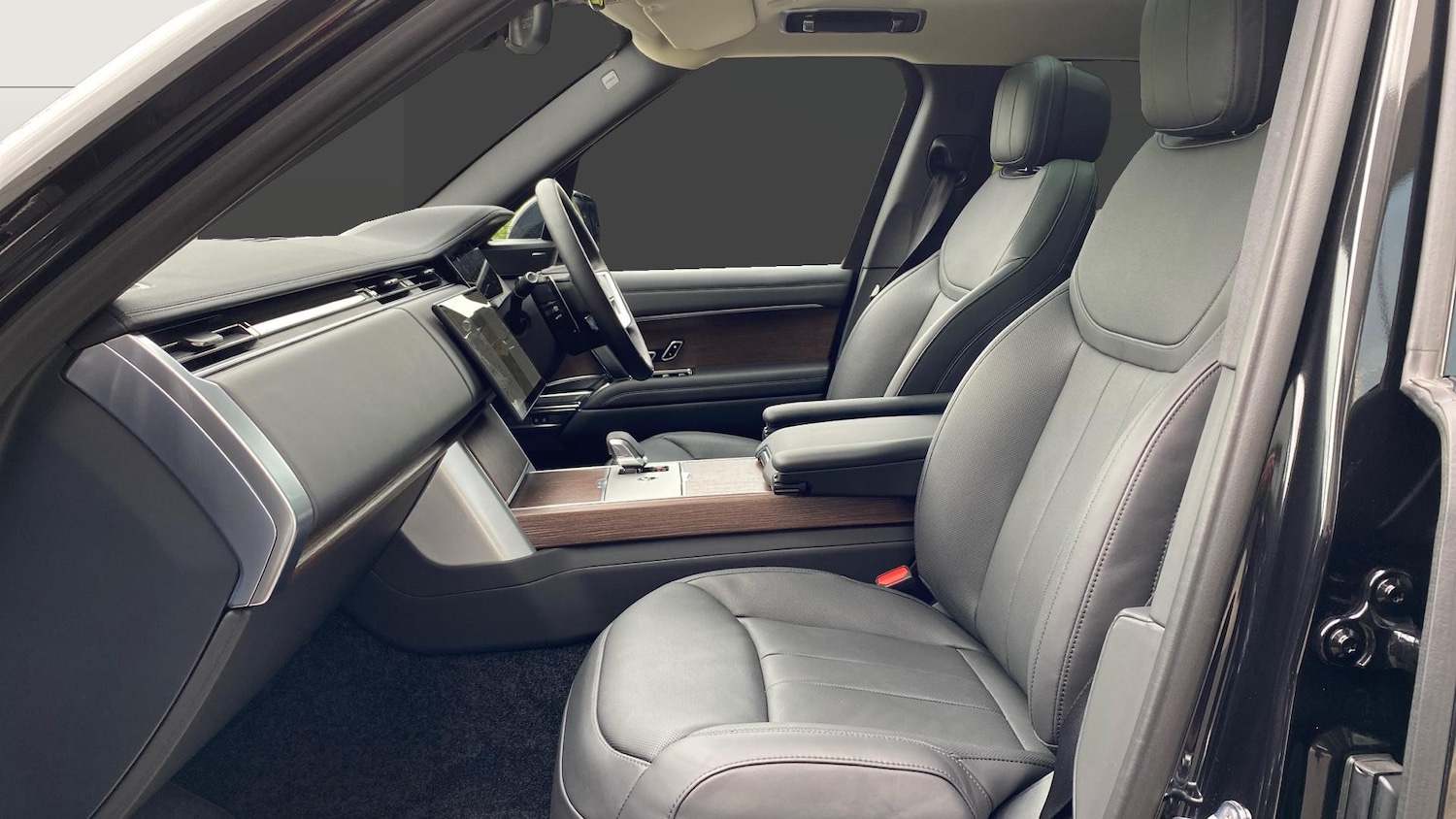 Used Land Rover Range Rover 2024 for sale - 76391610: Photo 3