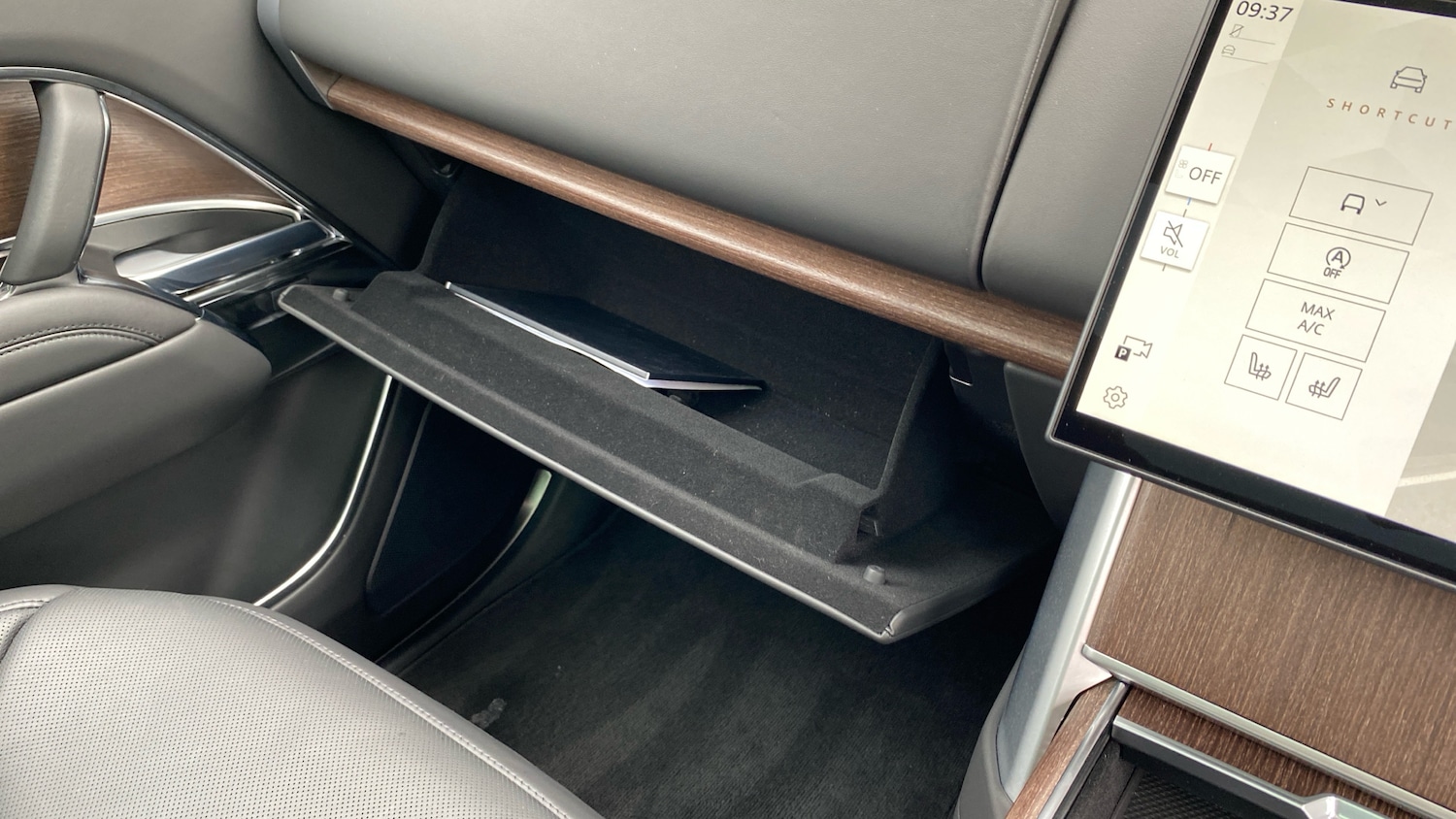 Used Land Rover Range Rover 2024 for sale - 76391610: Photo 35