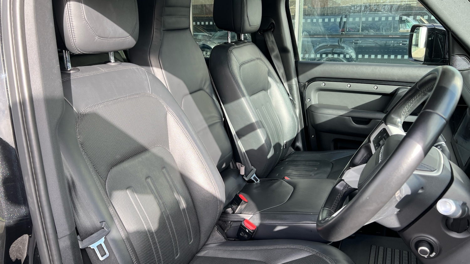 Used Land Rover Defender 2020 for sale - 78199370: Photo 46