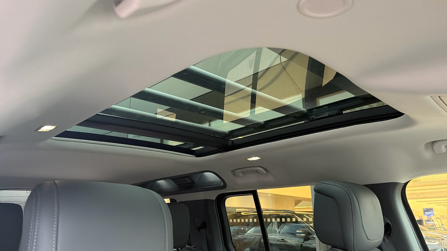 Used Land Rover Defender 2021 for sale - 76690092: Photo 21