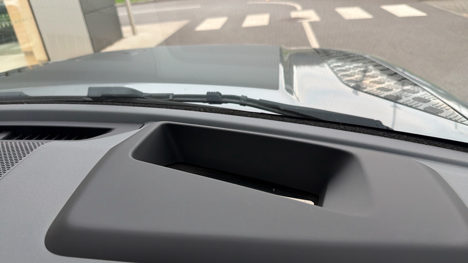 Used Land Rover Defender 2021 for sale - 76690092: Photo 29