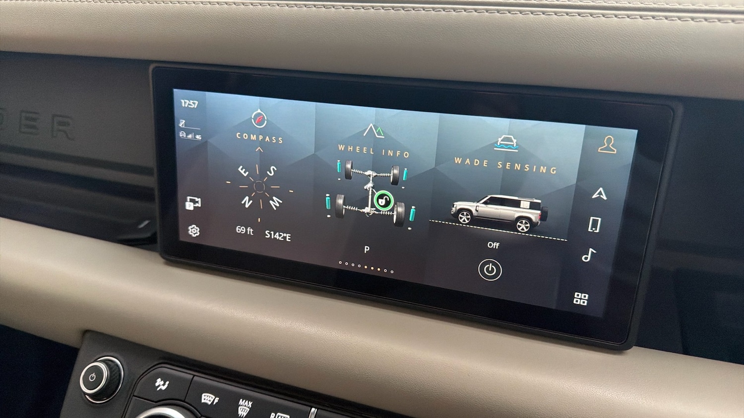 Used Land Rover Defender 2021 for sale - 76690092: Photo 37