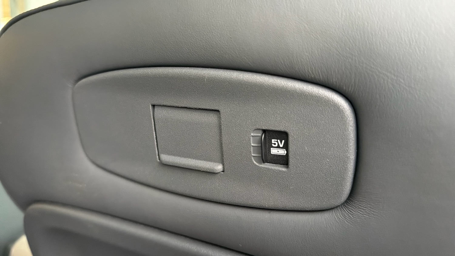 Used Land Rover Defender 2021 for sale - 76690092: Photo 41