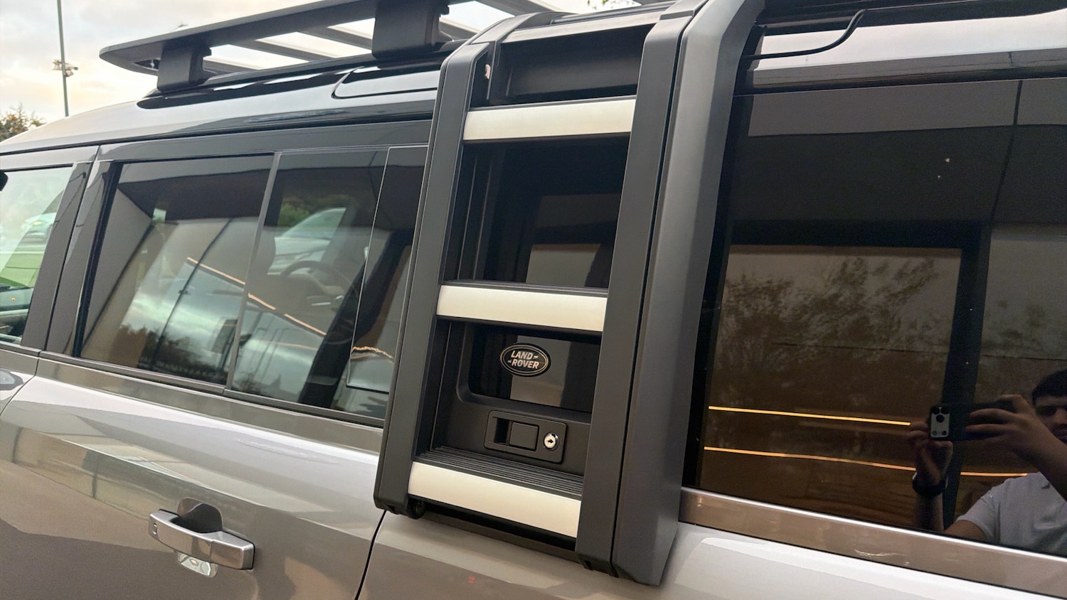 Used Land Rover Defender 2021 for sale - 76690092: Photo 49