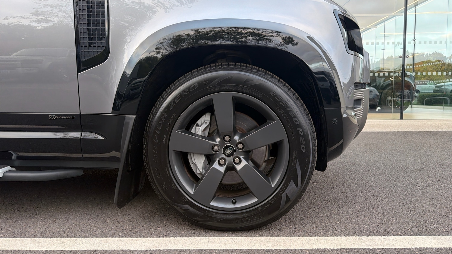 Used Land Rover Defender 2021 for sale - 76690092: Photo 8