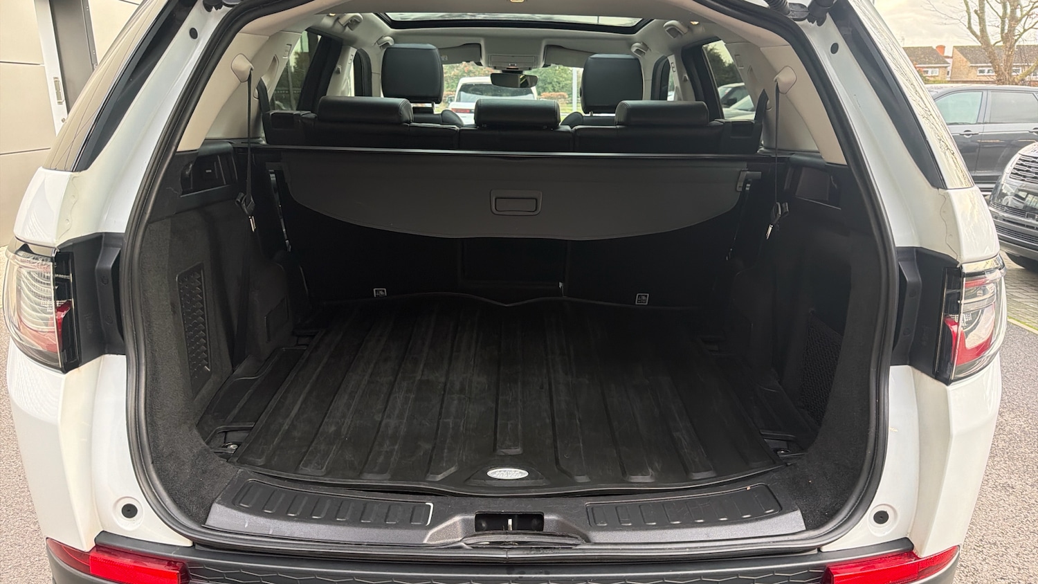 Used Land Rover Discovery Sport 2020 for sale - 77100672: Photo 10