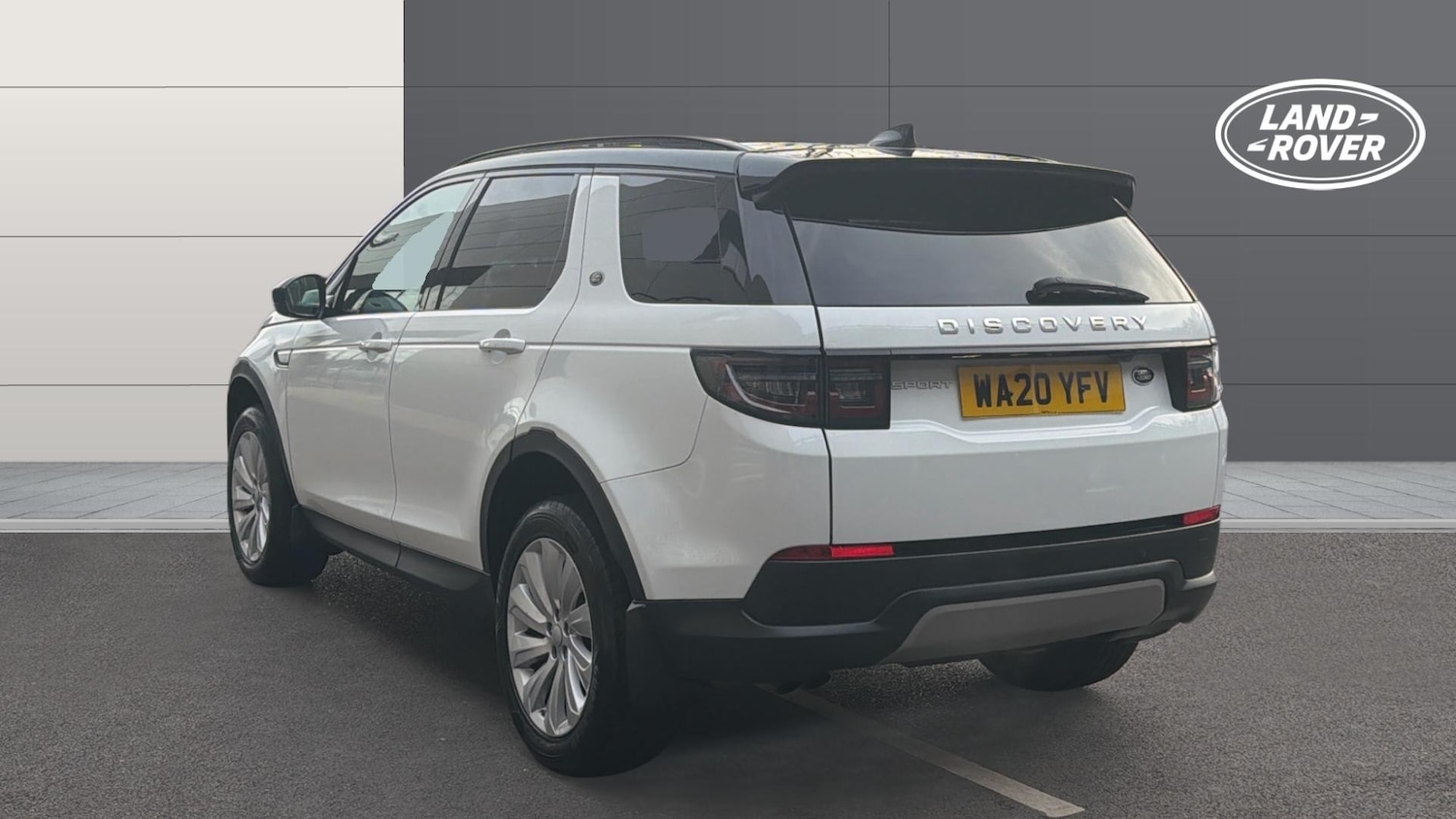 Used Land Rover Discovery Sport 2020 for sale - 77100672: Photo 2