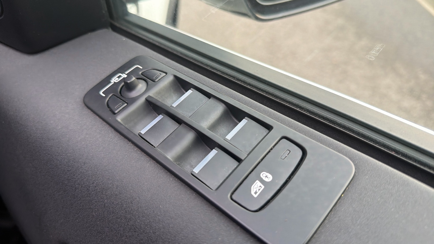 Used Land Rover Discovery Sport 2020 for sale - 77100672: Photo 25