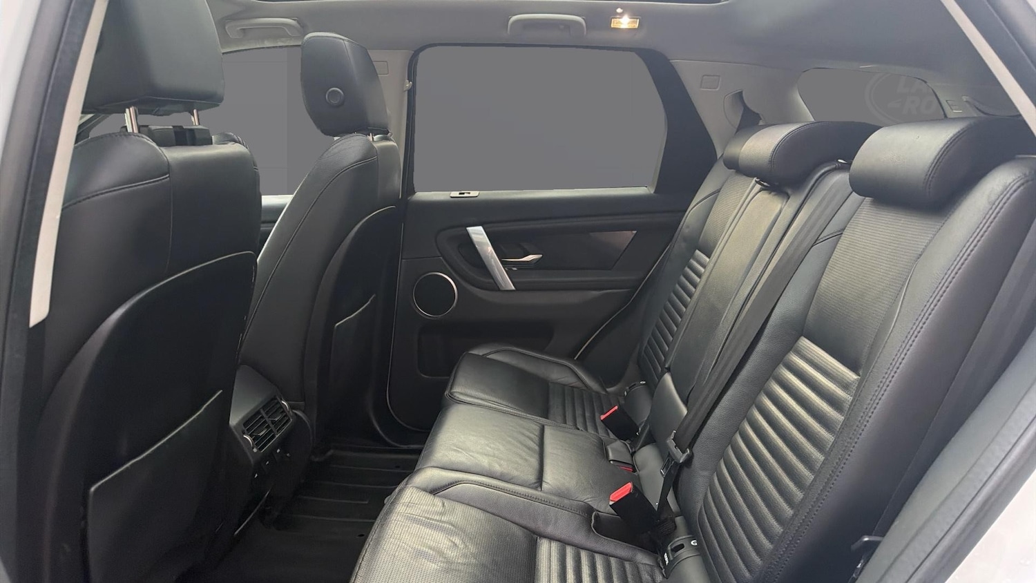 Used Land Rover Discovery Sport 2020 for sale - 77100672: Photo 4