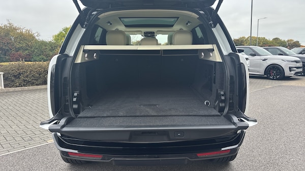 Used Land Rover Range Rover 2023 for sale - 76253066: Photo 10