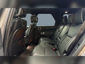 Used Land Rover Discovery 2022 for sale - 76782491: Photo