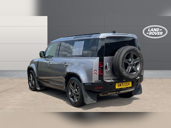Used Land Rover Defender 2022 for sale - 75895293: Photo