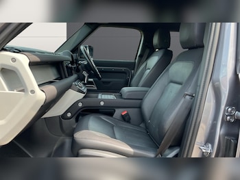 Used Land Rover Defender 2022 for sale - 75895293: Photo