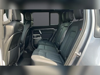 Used Land Rover Defender 2022 for sale - 75895293: Photo