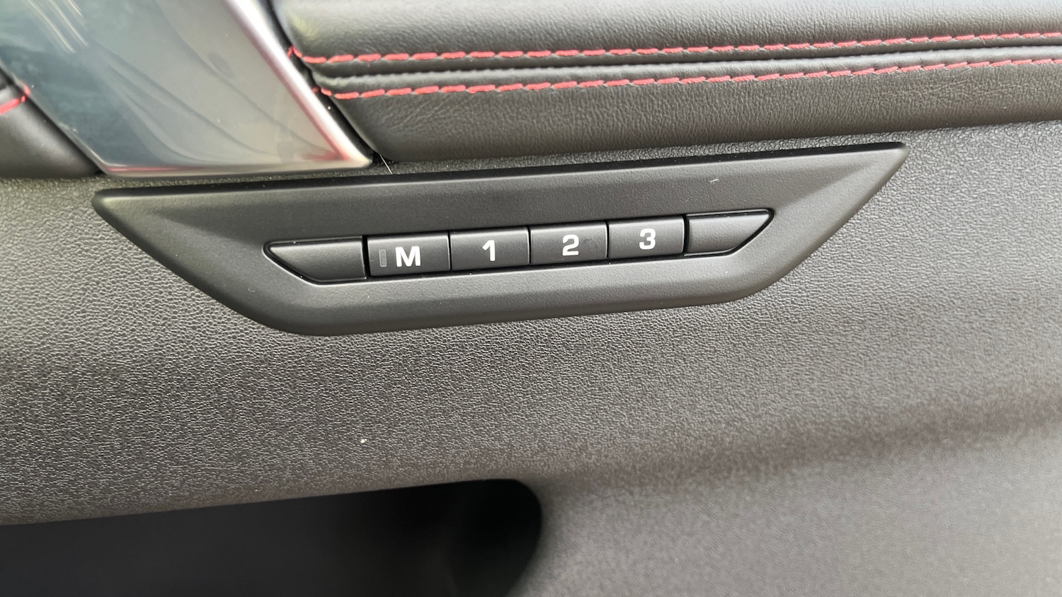 Used Land Rover Discovery Sport 2020 for sale - 76311298: Photo 19