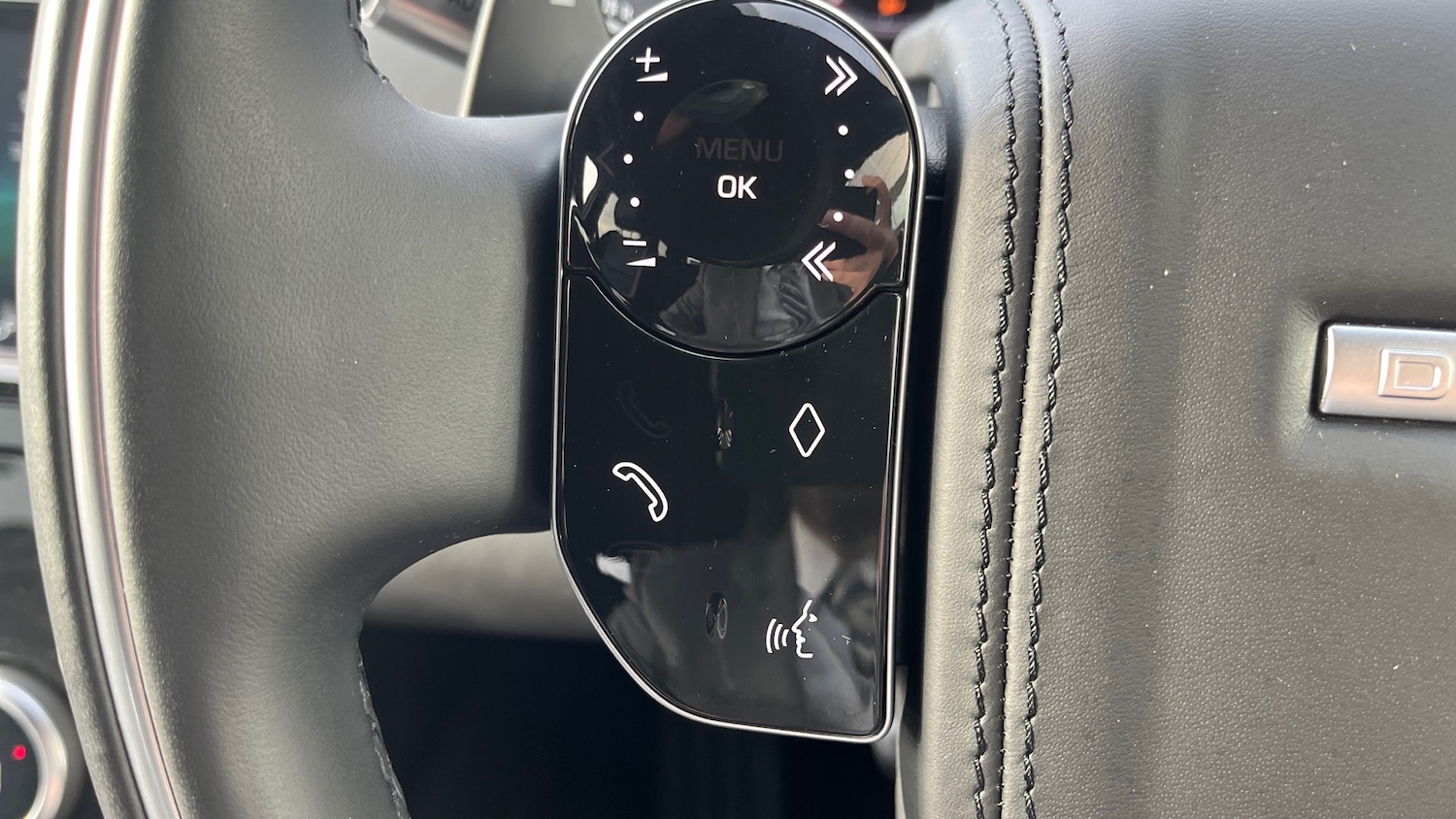 Used Land Rover Discovery Sport 2020 for sale - 76311298: Photo 23