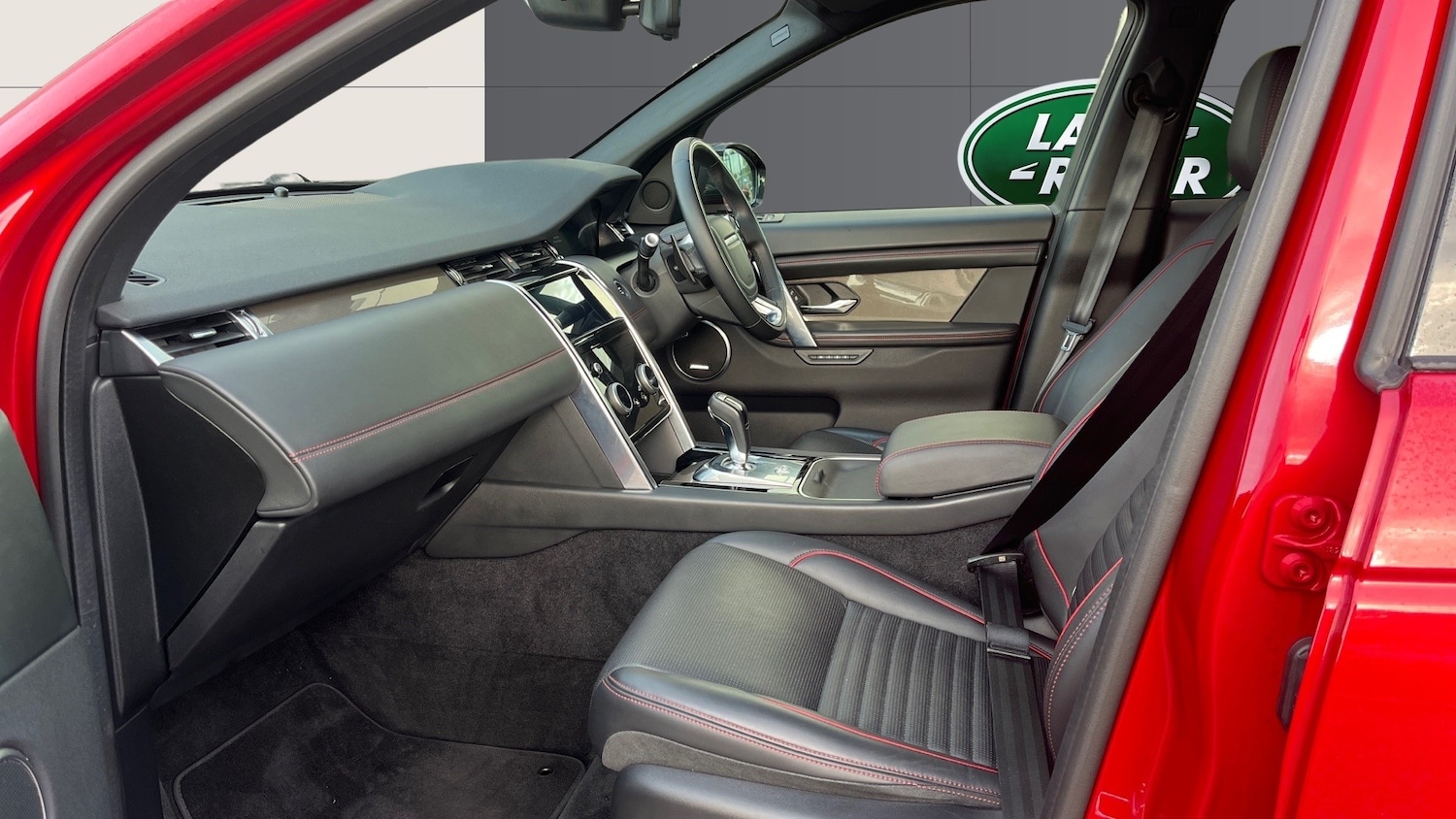 Used Land Rover Discovery Sport 2020 for sale - 76311298: Photo 3