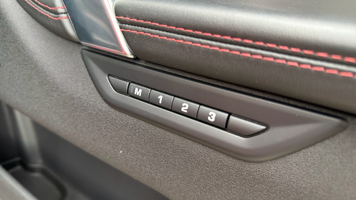 Used Land Rover Discovery Sport 2020 for sale - 76311298: Photo 35