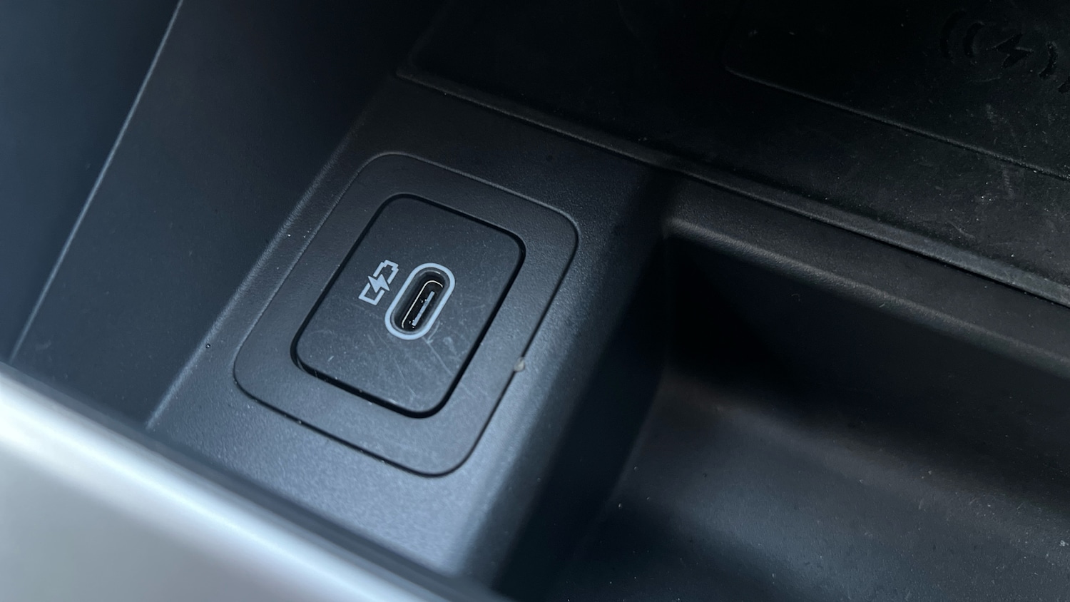 Used Land Rover Range Rover Velar 2025 for sale - 76979653: Photo 38