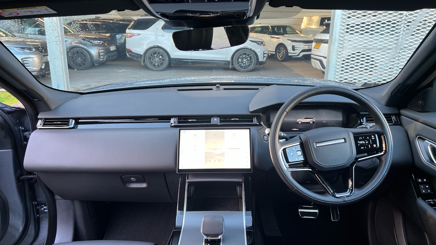 Used Land Rover Range Rover Velar 2025 for sale - 76979653: Photo 9