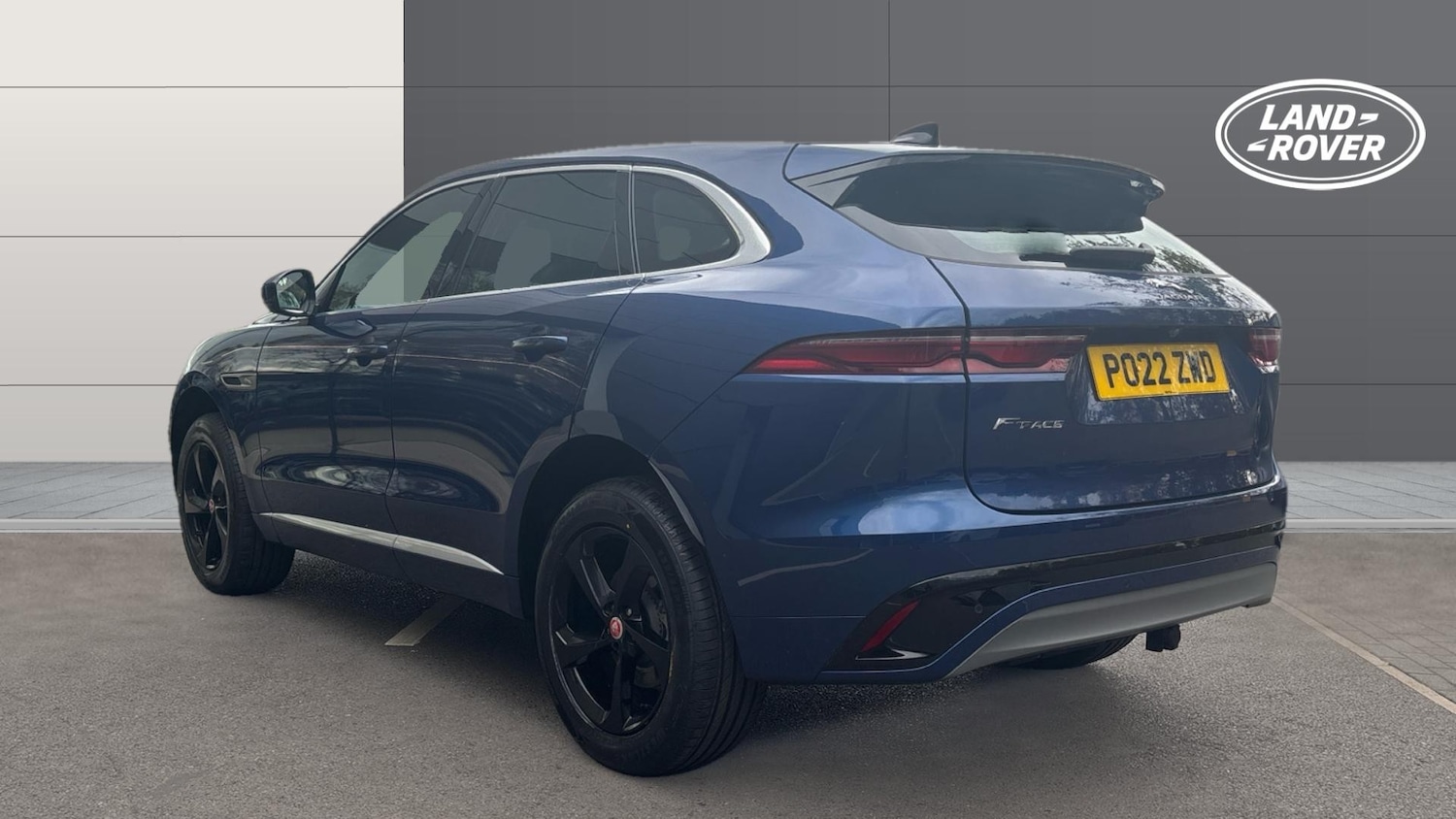 Used Jaguar F-Pace 2022 for sale - 76315279: Photo 2