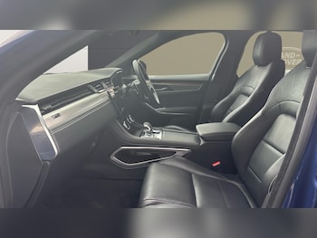 Used Jaguar F-Pace 2022 for sale - 76315279: Photo