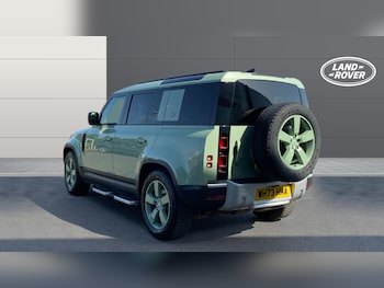 Used Land Rover Defender 2023 for sale - 79080834: Photo