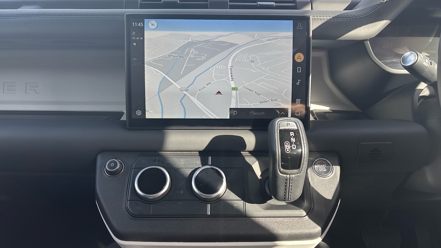 Used Land Rover Defender 2024 for sale - 76384892: Photo 14