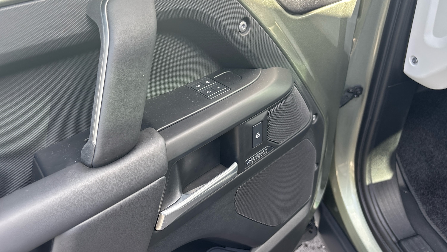 Used Land Rover Defender 2024 for sale - 76384892: Photo 36