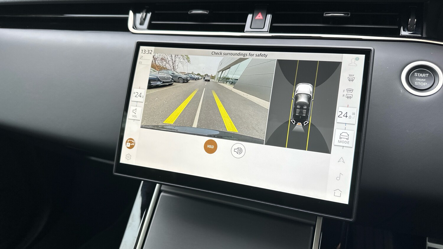 Used Land Rover Range Rover Evoque 2025 for sale - 76219006: Photo 12