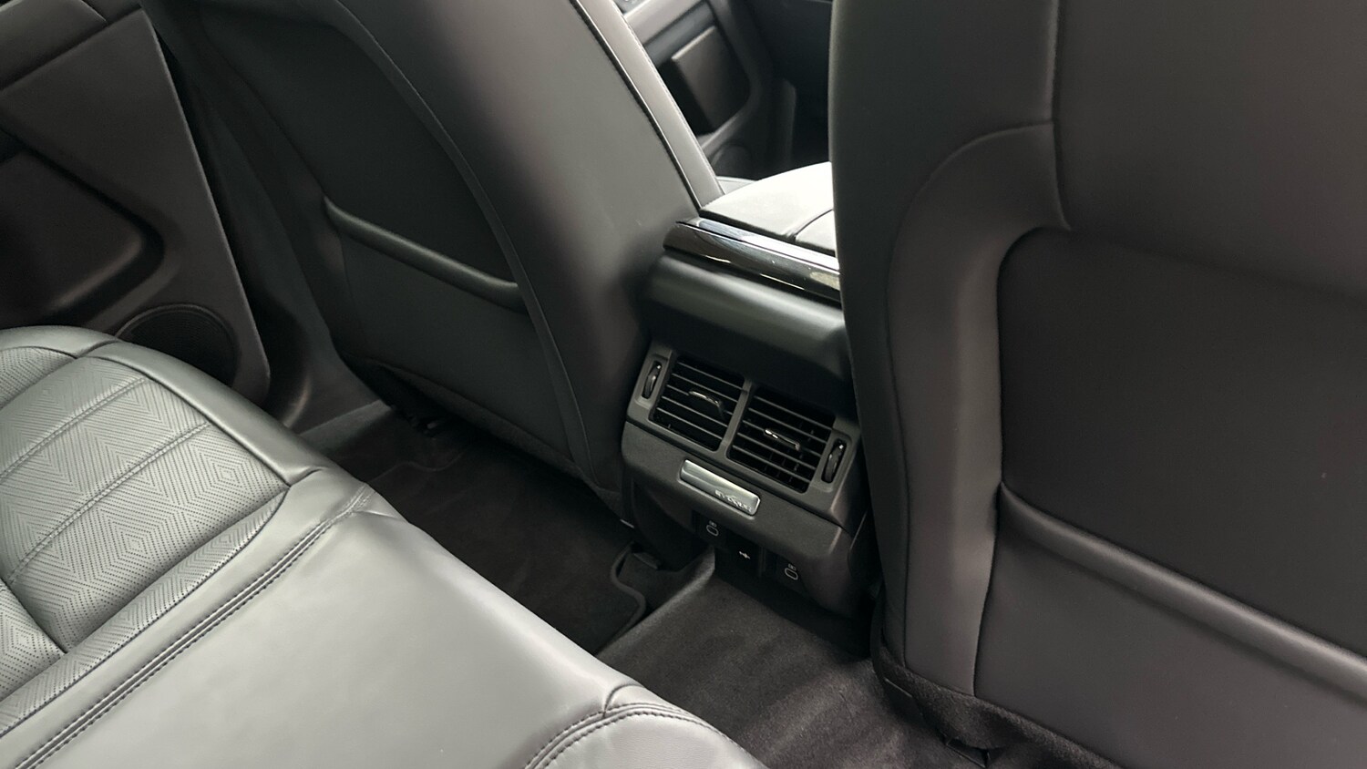 Used Land Rover Range Rover Evoque 2025 for sale - 76219006: Photo 18