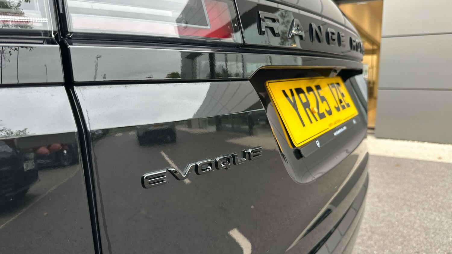 Used Land Rover Range Rover Evoque 2025 for sale - 76219006: Photo 19