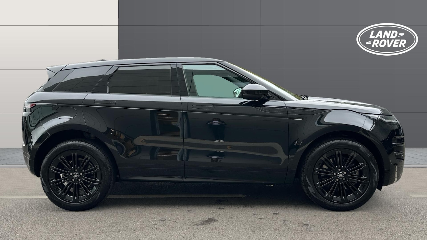 Used Land Rover Range Rover Evoque 2025 for sale - 76219006: Photo 5