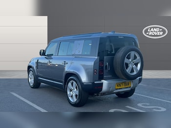 Used Land Rover Defender 2021 for sale - 75497012: Photo