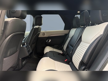 Used Land Rover Discovery 2023 for sale - 77460206: Photo