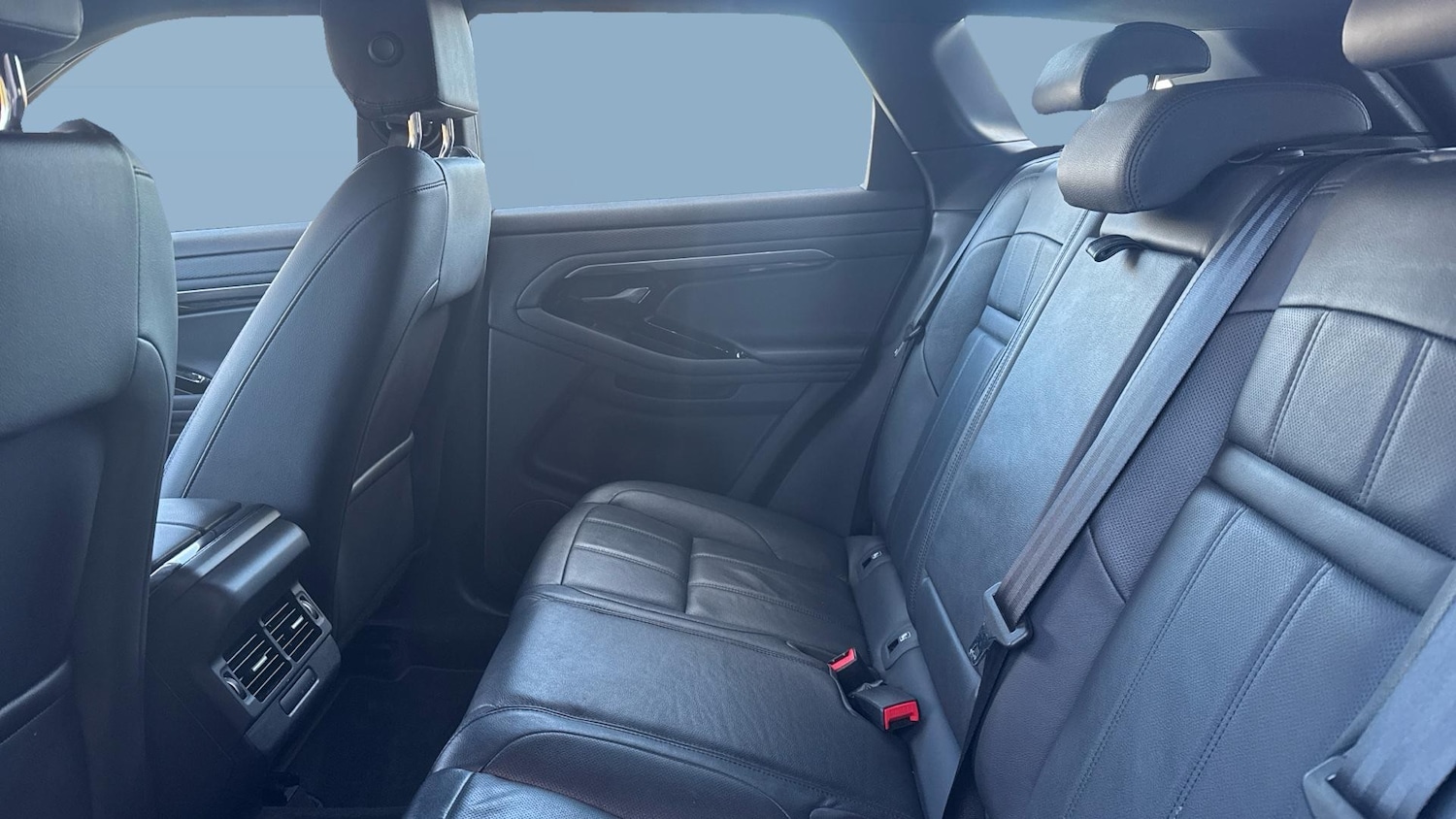 Used Land Rover Range Rover Evoque 2022 for sale - 77672136: Photo 4