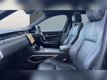 Used Jaguar F-Pace 2023 for sale - 77220736: Photo