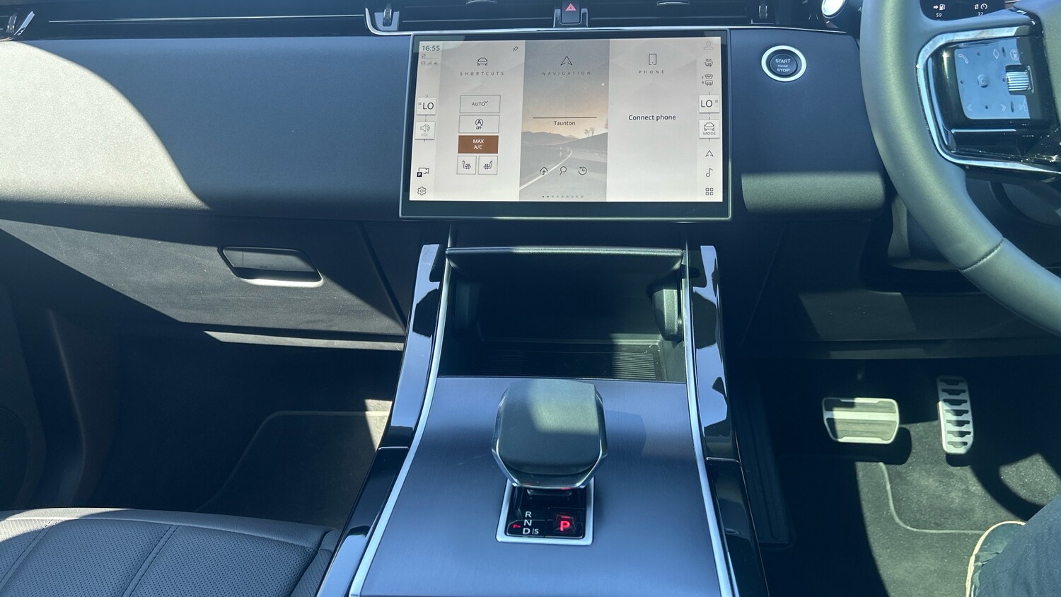 Used Land Rover Range Rover Evoque 2025 for sale - 76255275: Photo 14