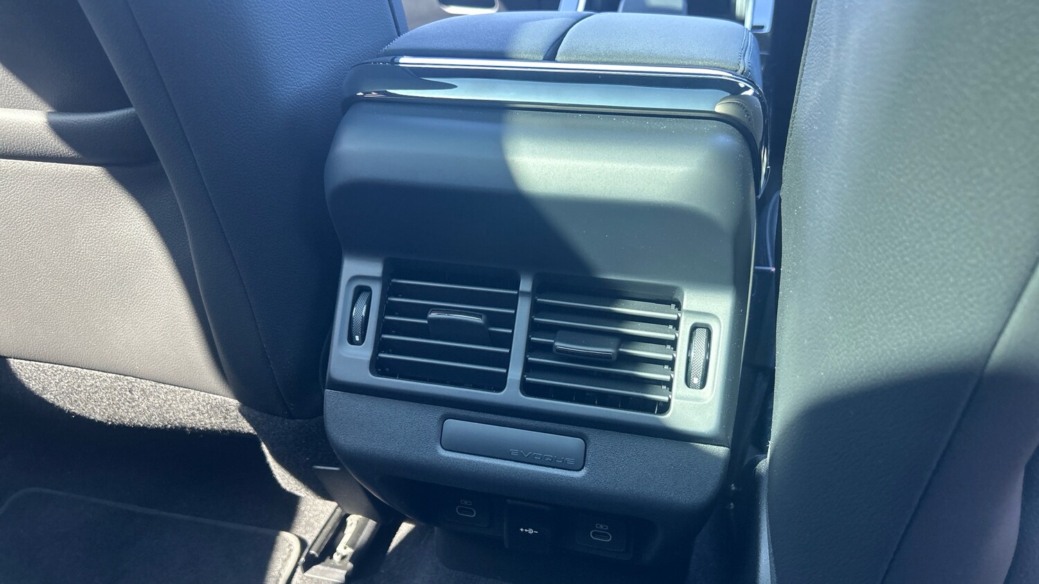 Used Land Rover Range Rover Evoque 2025 for sale - 76255275: Photo 18