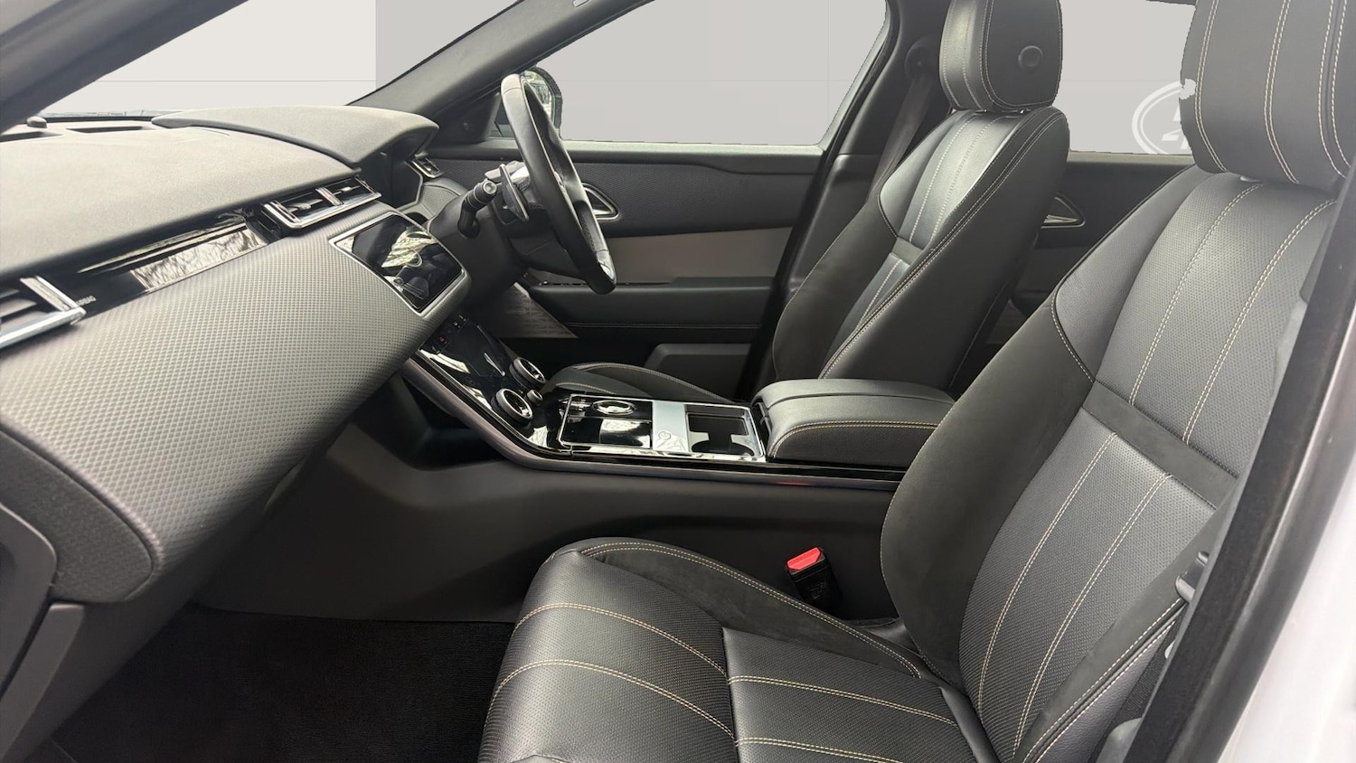 Used Land Rover Range Rover Velar 2019 for sale - 78015115: Photo 3