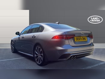 Used Jaguar XE 2019 for sale - 79008285: Photo