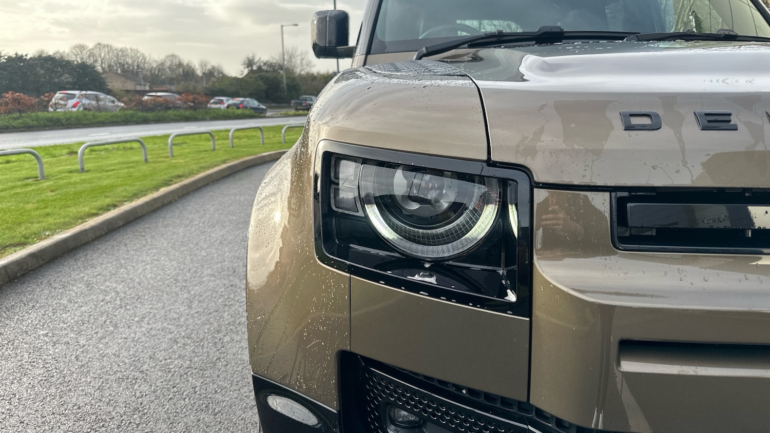 Used Land Rover Defender 2022 for sale - 76750391: Photo 10