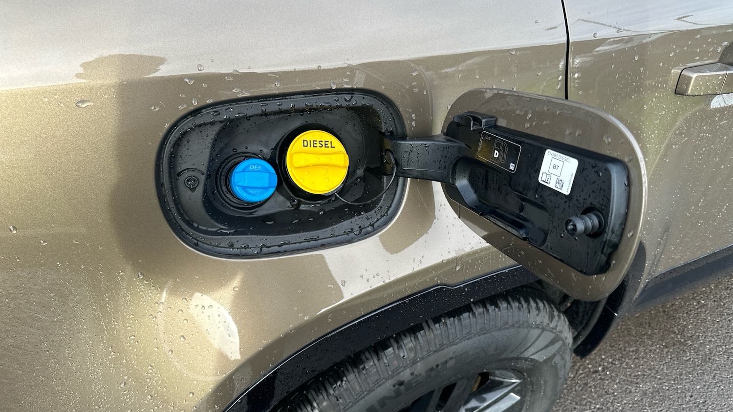 Used Land Rover Defender 2022 for sale - 76750391: Photo 16