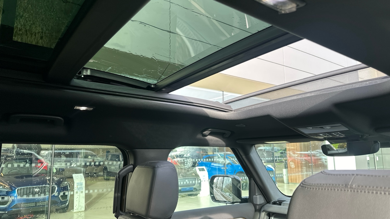 Used Land Rover Defender 2022 for sale - 76750391: Photo 24