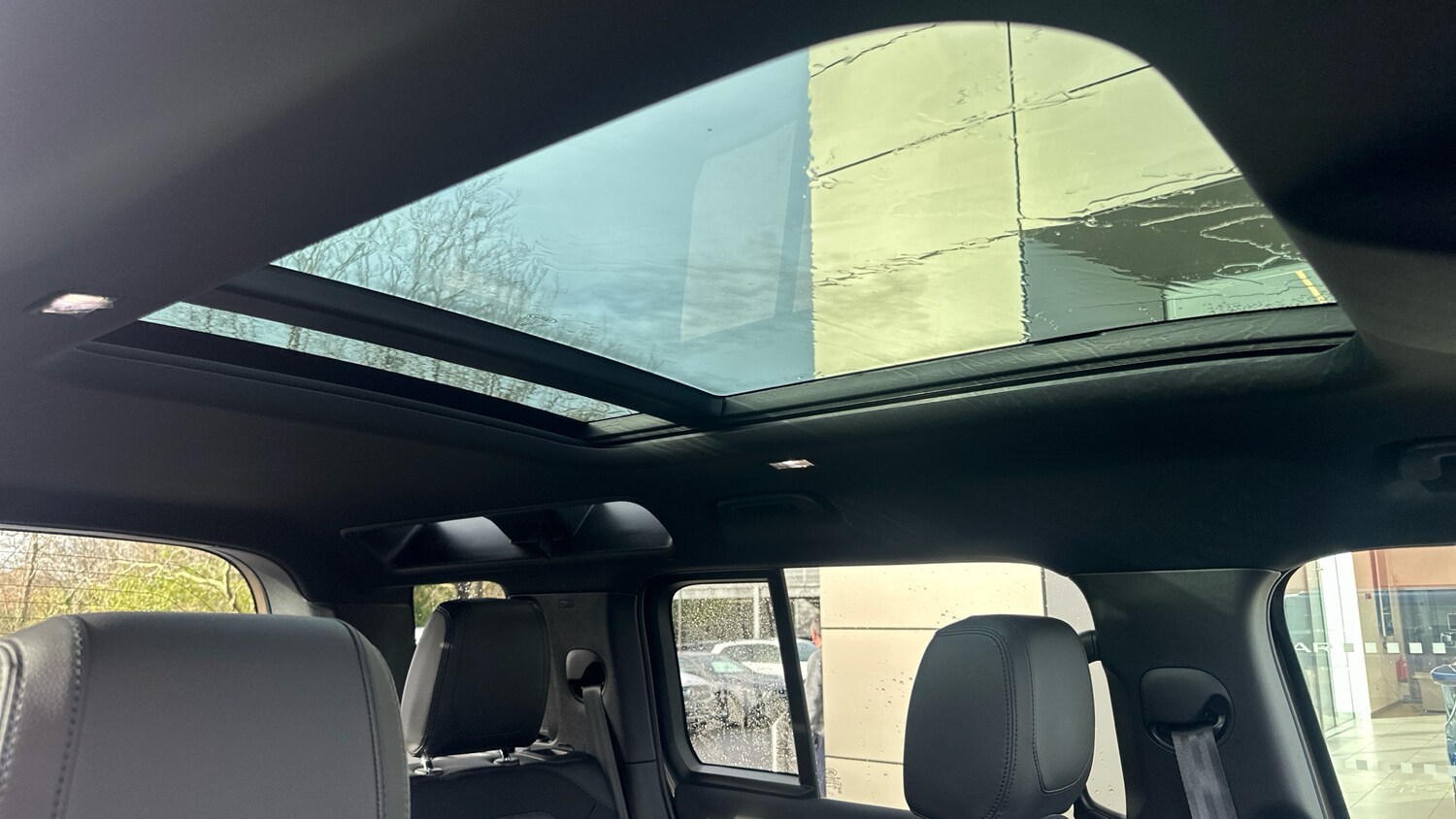 Used Land Rover Defender 2022 for sale - 76750391: Photo 26